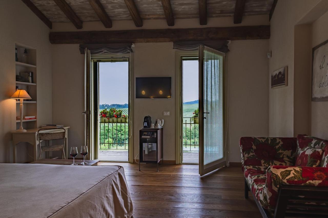 Prime Alture Wine Resort Casteggio Extérieur photo